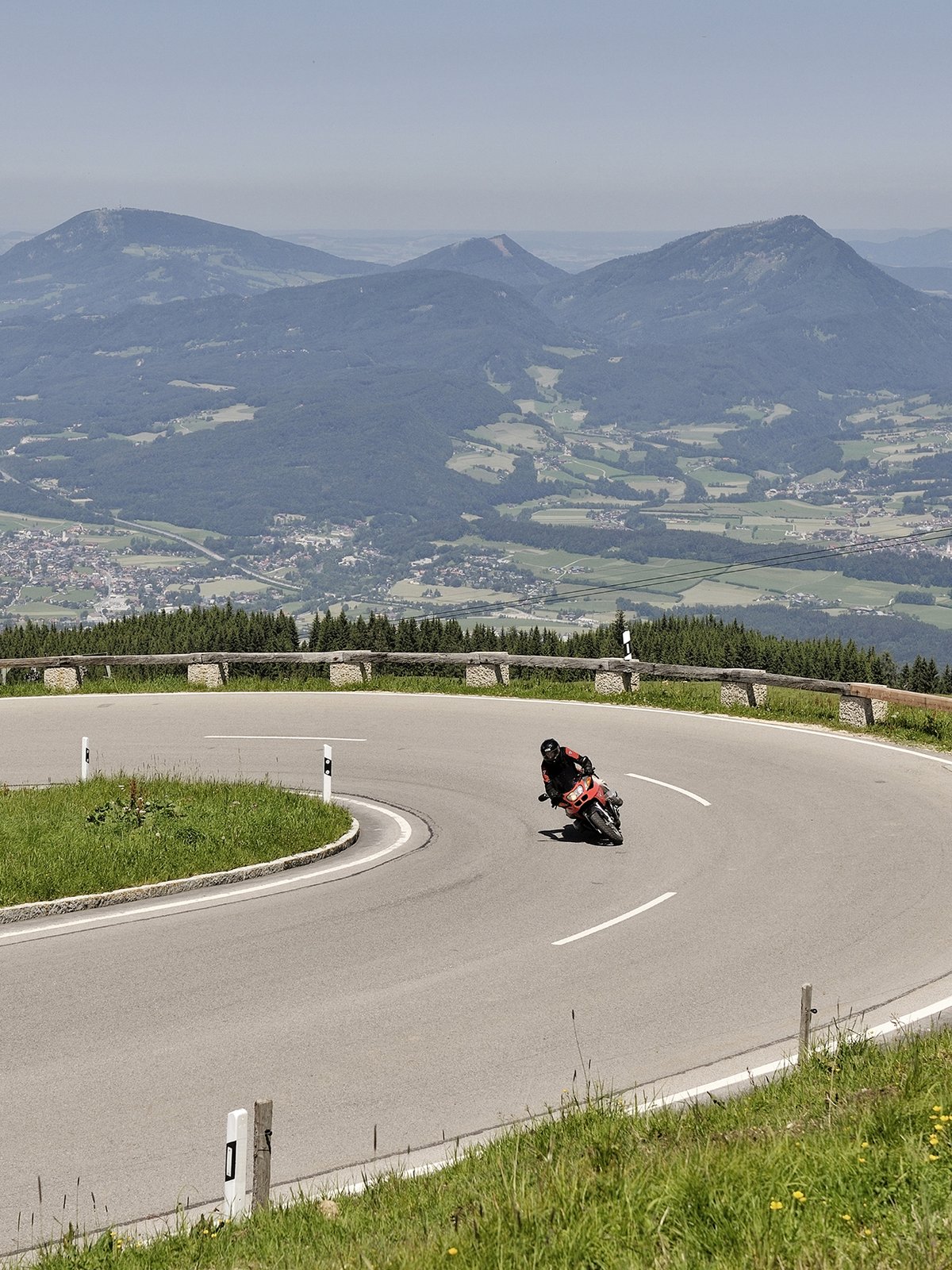 Rossfeld_Kurvenparadies_03.jpg
