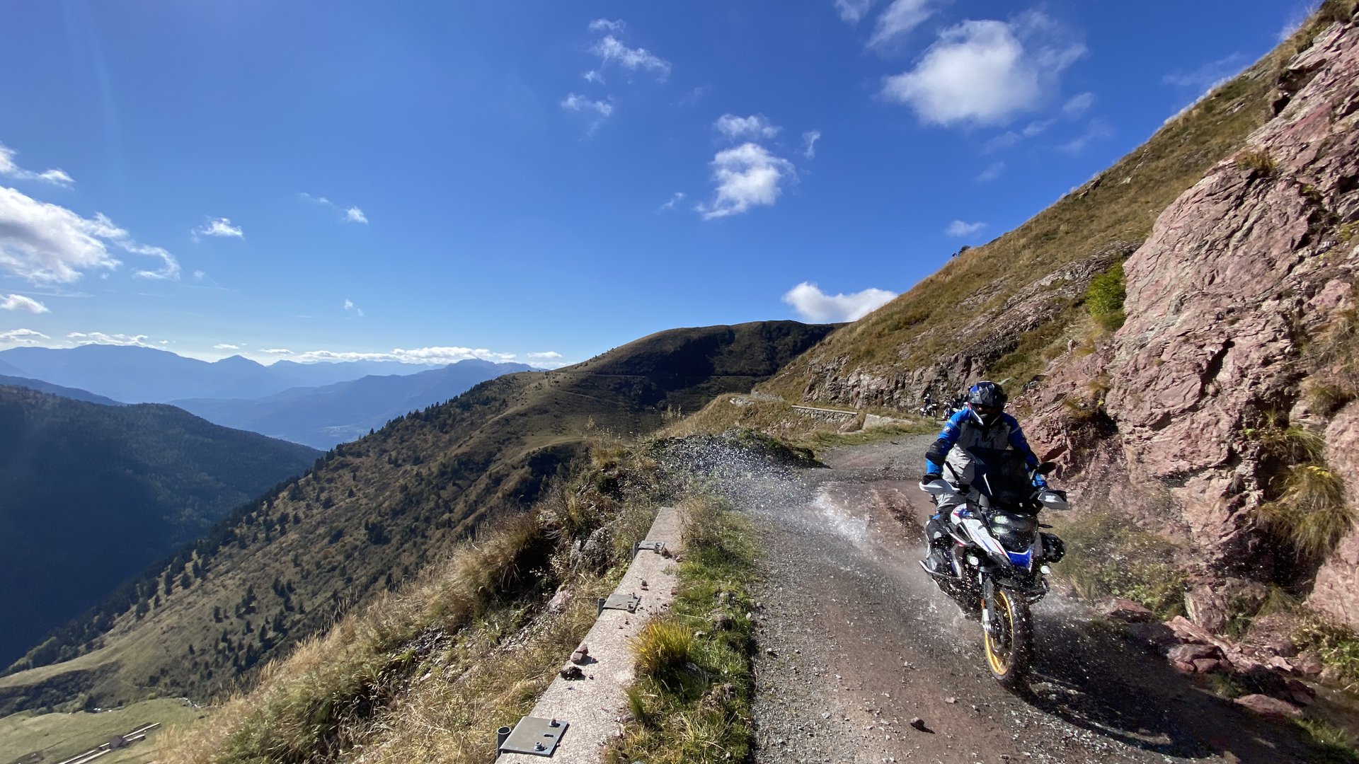 Grizzly_Biker8.jpg